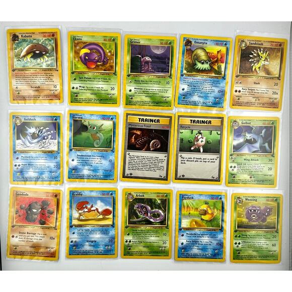 Pokemon 1st edition LOT First ed 24 Fossil Cards *NEVER PLAYED NON HOLO TCG WOTC - Picture 2 of 5